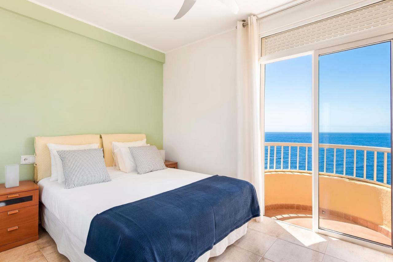 Beachfront Triplex With Swimming Pool & Parking Radazul 외부 사진