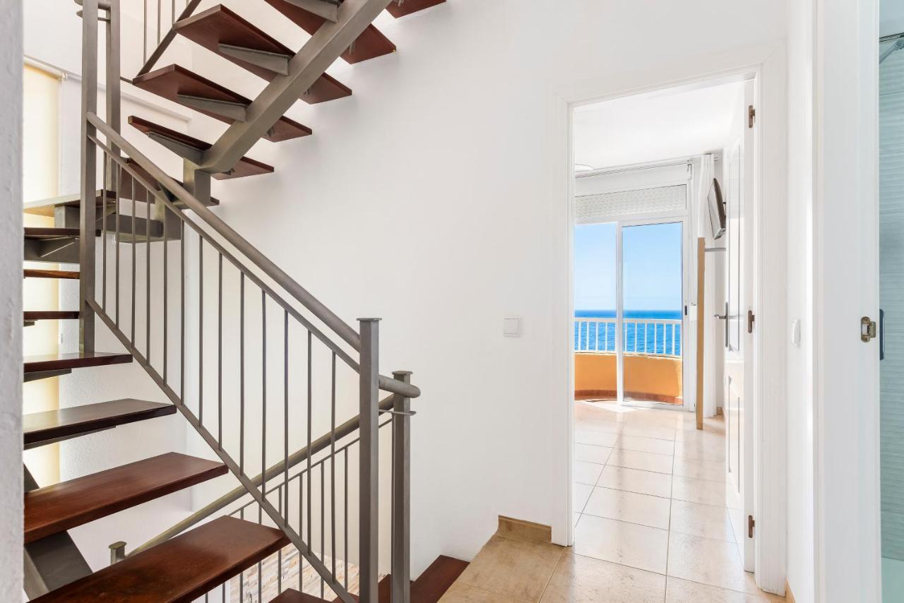 Beachfront Triplex With Swimming Pool & Parking Radazul 외부 사진