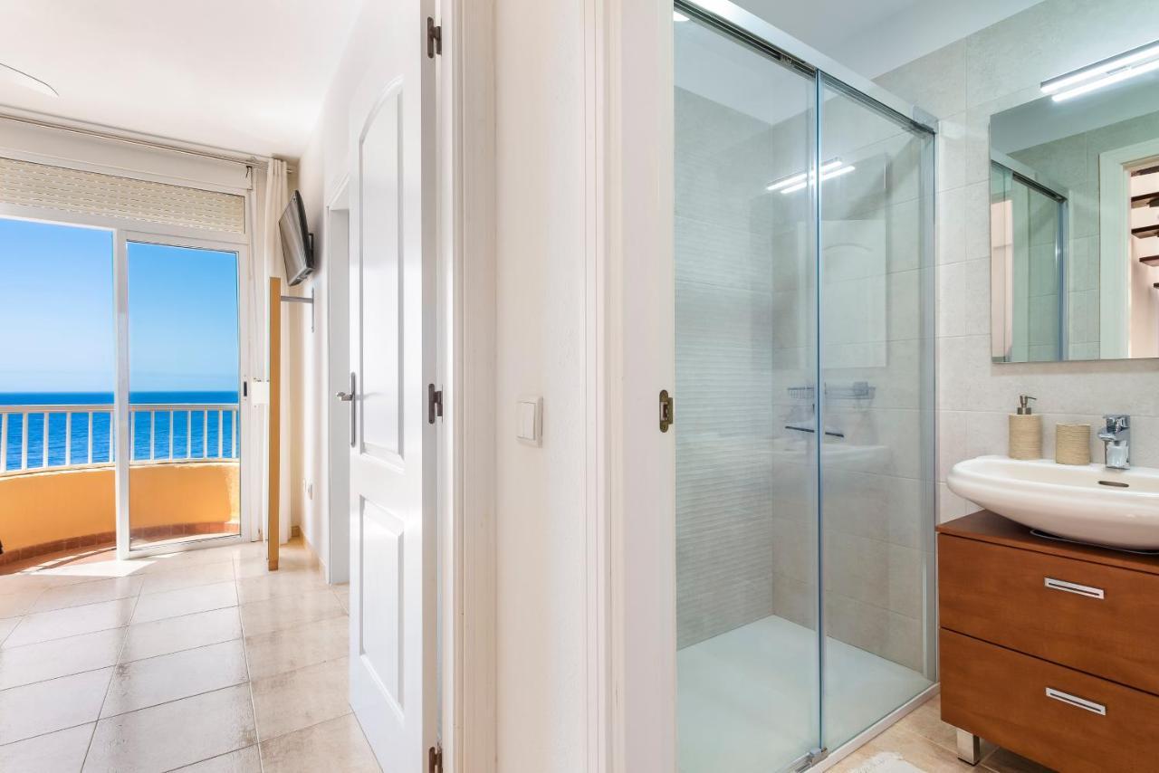 Beachfront Triplex With Swimming Pool & Parking Radazul 외부 사진