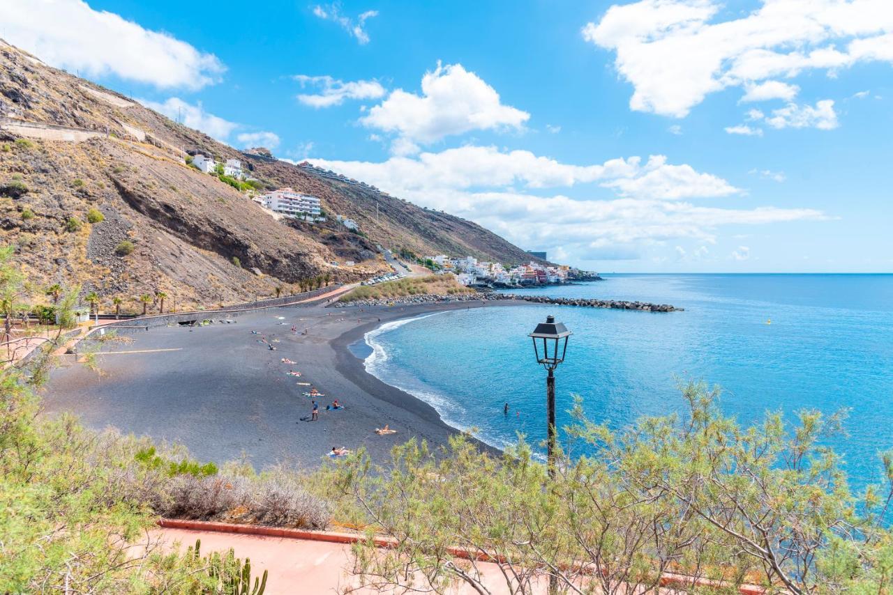 Beachfront Triplex With Swimming Pool & Parking Radazul 외부 사진